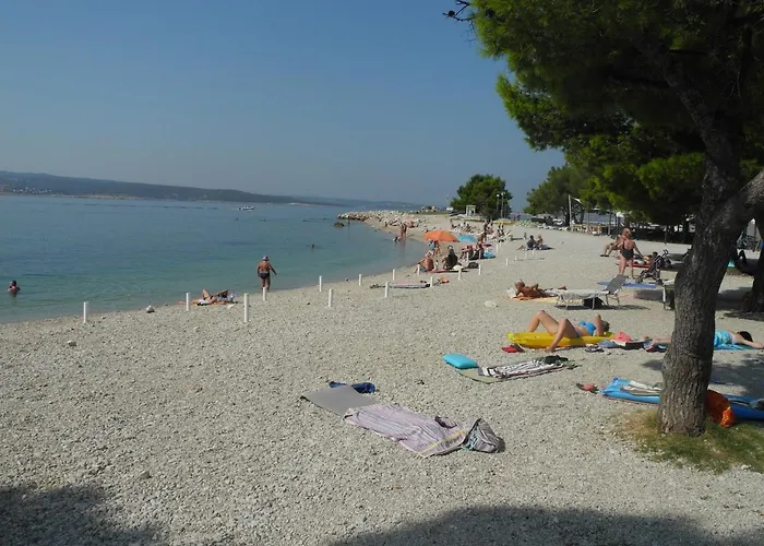 Appartement Bruno With 4 Bedrooms Near *