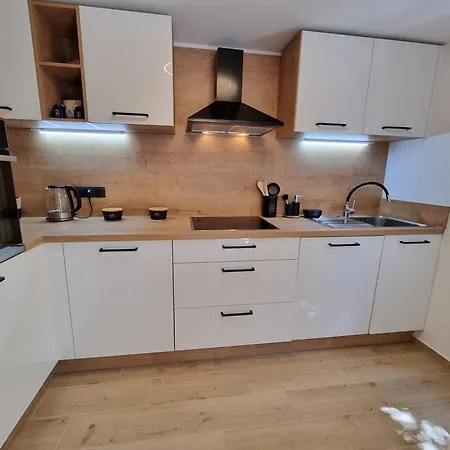 Bruno With 4 Bedrooms Near *