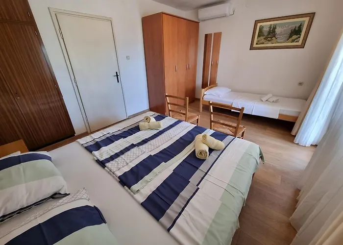 Bruno With 4 Bedrooms Near 크리크베니카