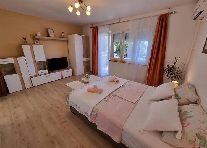 Bruno With 4 Bedrooms Near 아파트 크리크베니카